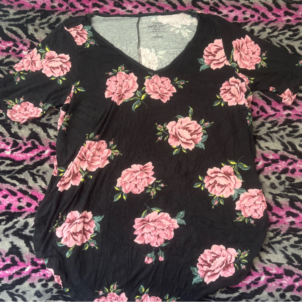 Torrid Floral Black and Pink Top 3X